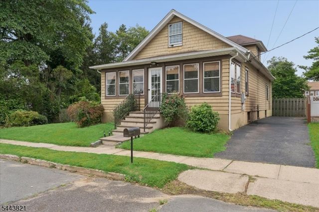91 Mcadoo Ave, Hamilton Twp., NJ 08619