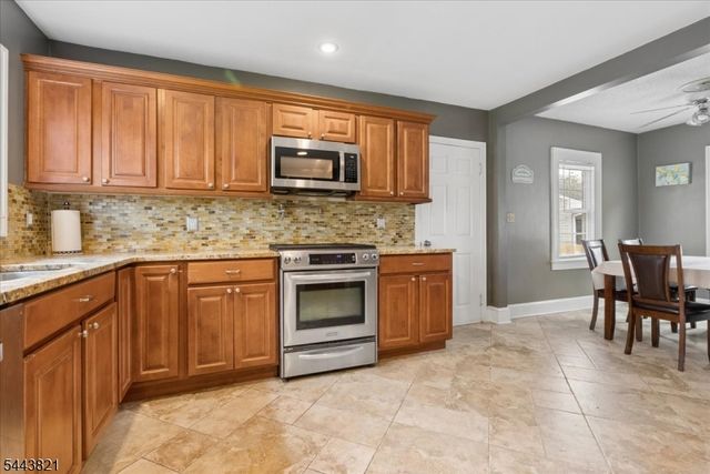 91 Mcadoo Ave, Hamilton Twp., NJ 08619