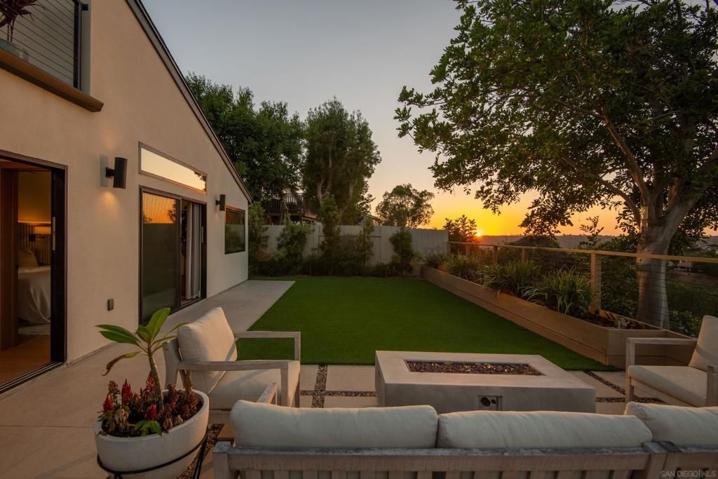 5876 Highplace Dr, San Diego, CA 92120 — photo 5
