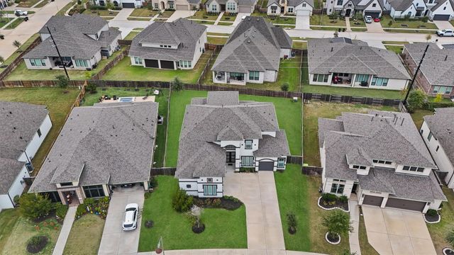 30330 Parkside Passage Drive, Fulshear, TX 77441