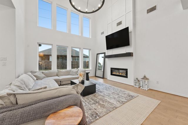 30330 Parkside Passage Drive, Fulshear, TX 77441