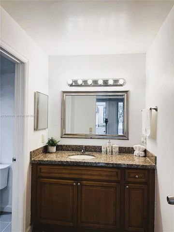 10725 Cleary Blvd 110, Plantation, FL 33324