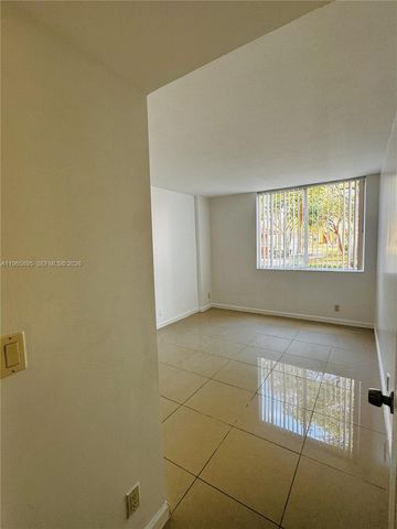 10725 Cleary Blvd 110, Plantation, FL 33324