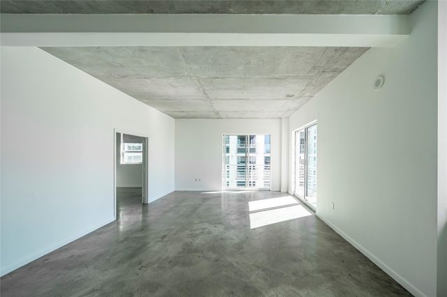 234 NE 3rd Street 2007, Miami, FL 33132