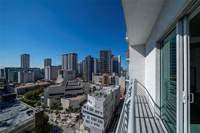 234 NE 3rd Street 2007, Miami, FL 33132