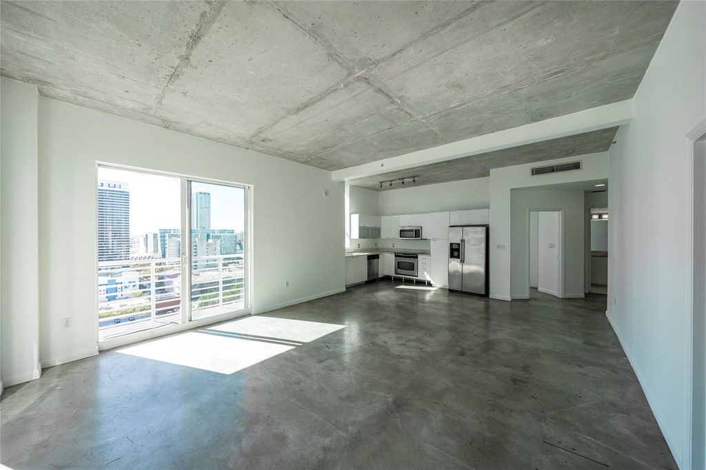 234 NE 3rd Street 2007, Miami, FL 33132