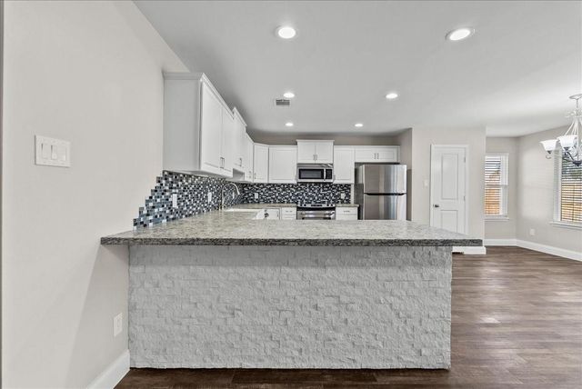 3411 Sam Houston Drive, Sugar Land, TX 77479