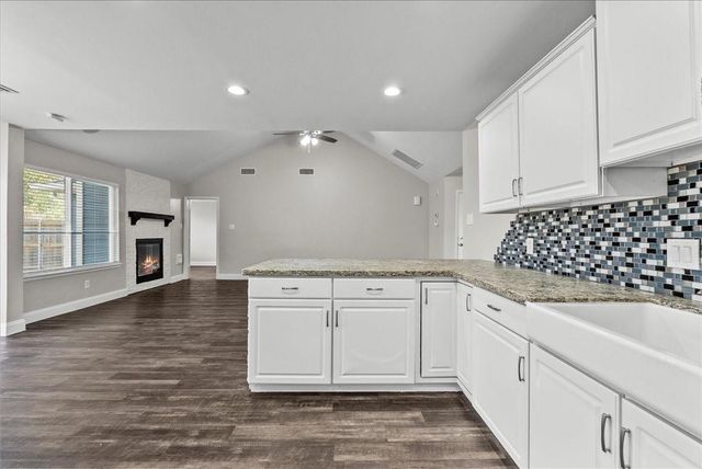 3411 Sam Houston Drive, Sugar Land, TX 77479