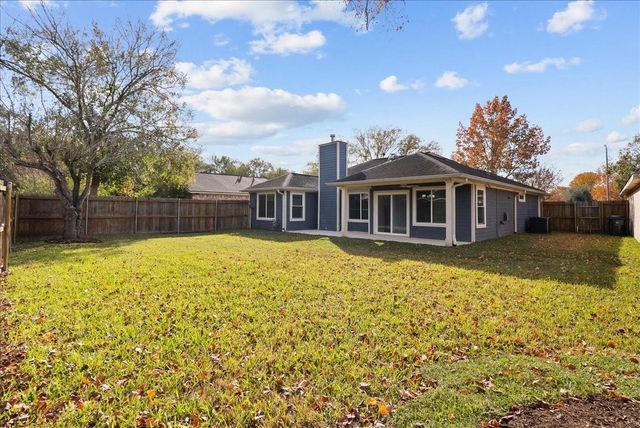 3411 Sam Houston Drive, Sugar Land, TX 77479