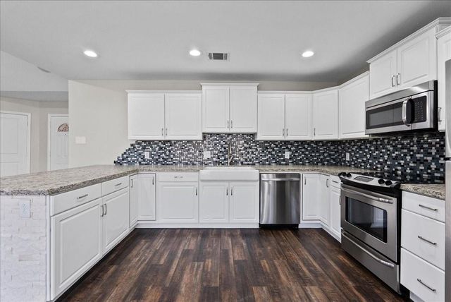 3411 Sam Houston Drive, Sugar Land, TX 77479