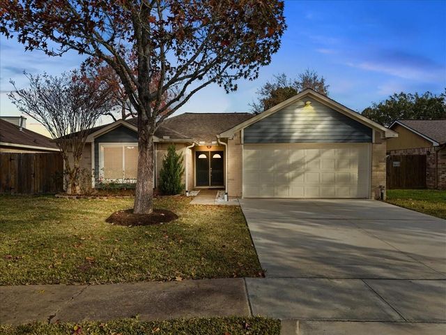 3411 Sam Houston Drive, Sugar Land, TX 77479