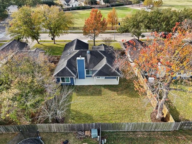 3411 Sam Houston Drive, Sugar Land, TX 77479