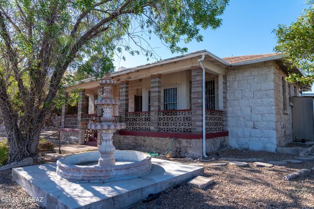 478 W Noon Street, Nogales, AZ 85621