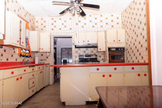 478 W Noon Street, Nogales, AZ 85621