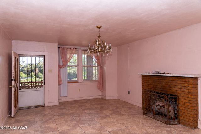 478 W Noon Street, Nogales, AZ 85621