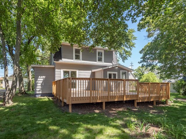 2206 Clarence Drive, Portage, MI 49002