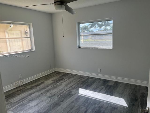 5909 NW 67th Ave, Tamarac, FL 33321