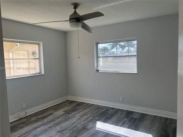 5909 NW 67th Ave, Tamarac, FL 33321