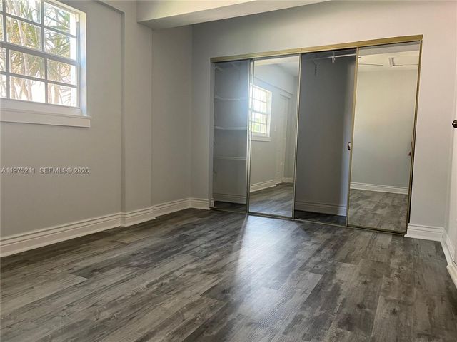 5909 NW 67th Ave, Tamarac, FL 33321