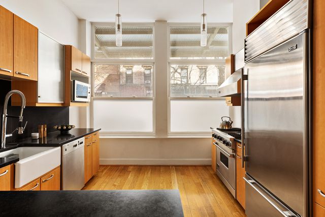 62 Beach St Apt Thb, New York City, NY 10013