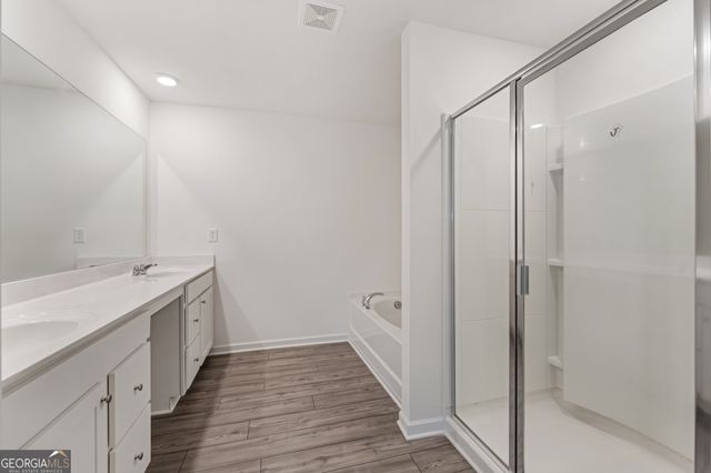 649 Isom Walk, Suwanee, GA 30024