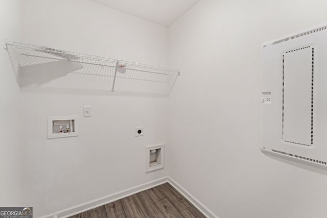 649 Isom Walk, Suwanee, GA 30024