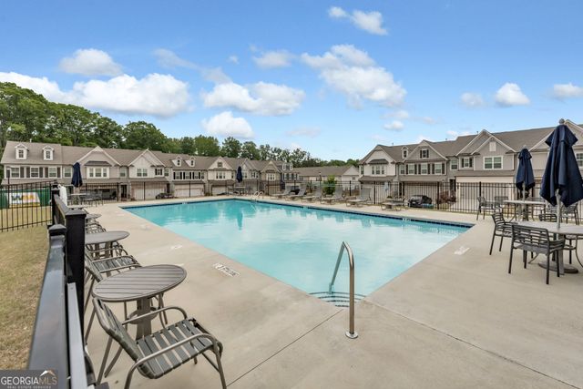 649 Isom Walk, Suwanee, GA 30024