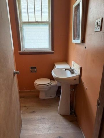 1019 9th Avenue N, Fargo, ND 58102