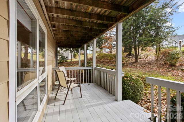 122 Broadmoor Drive, Flat Rock, NC 28731