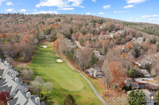 122 Broadmoor Drive, Flat Rock, NC 28731