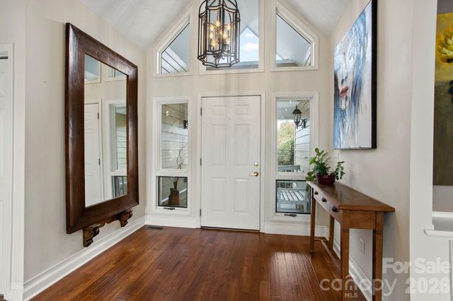 122 Broadmoor Drive, Flat Rock, NC 28731