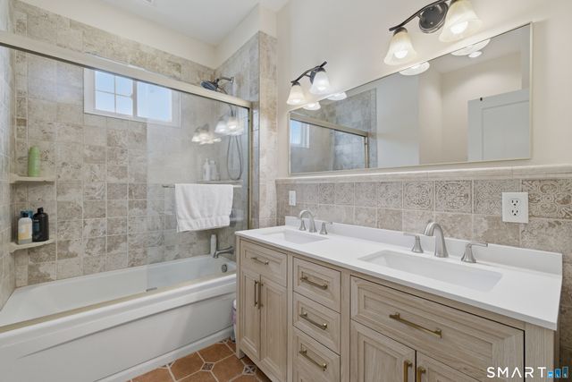 269 Quaker Lane South, West Hartford, CT 06119