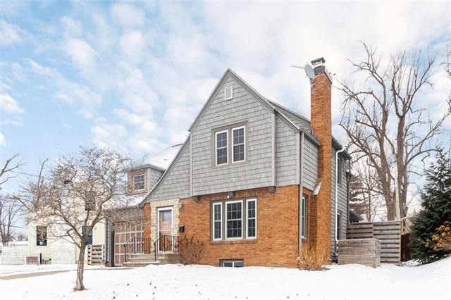 202 Forest Dr SE, Cedar Rapids, IA 52403