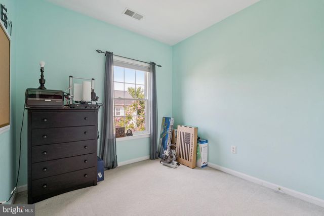24722 CLOCK TOWER SQ, Aldie, VA 20105