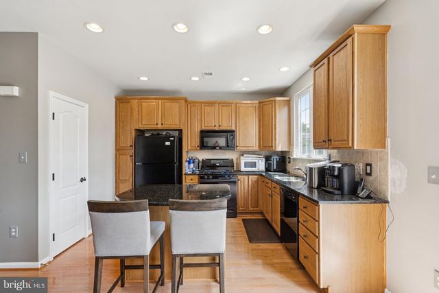 24722 CLOCK TOWER SQ, Aldie, VA 20105