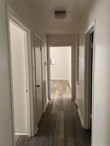 4007 Knotty Oaks Trail, Houston, TX 77045