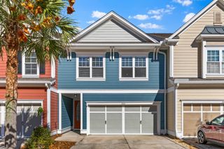 2061 Kings Gate Lane, Mount Pleasant, SC 29466