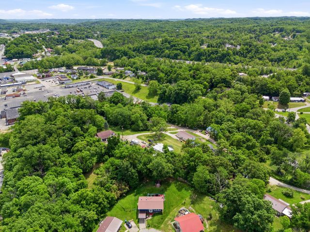80 Lilly Lane, Huntington, WV 25705