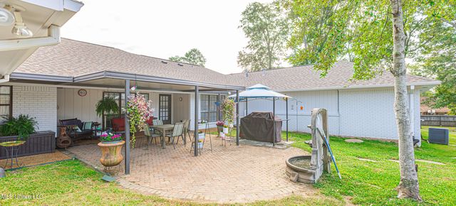 231 Greenfield Place, Brandon, MS 39047