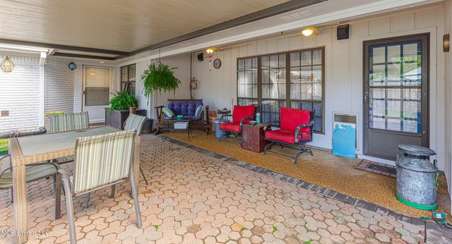 231 Greenfield Place, Brandon, MS 39047