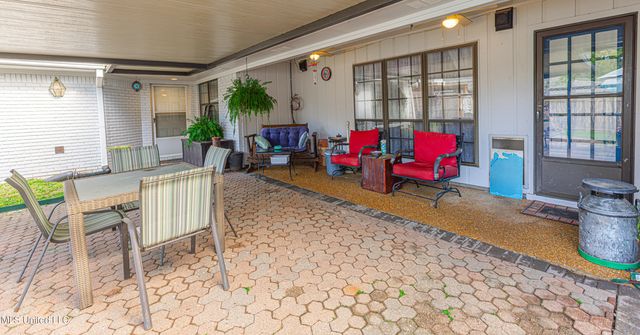 231 Greenfield Place, Brandon, MS 39047