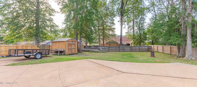 231 Greenfield Place, Brandon, MS 39047