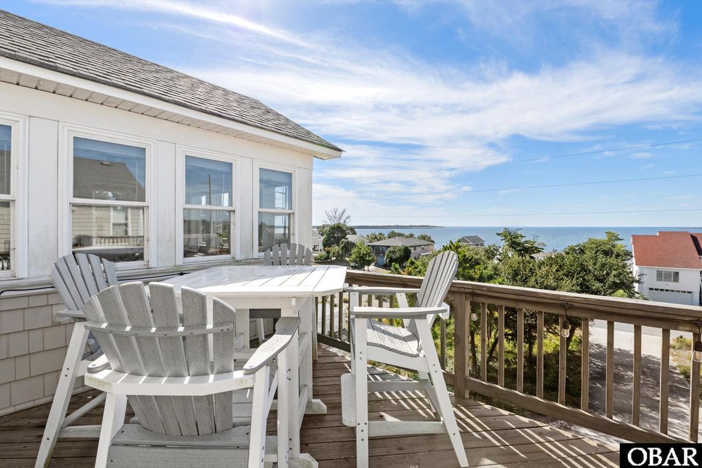 Image 2 of property listing at 3505 Bay Drive Lot 7, Kitty Hawk, NC 27949