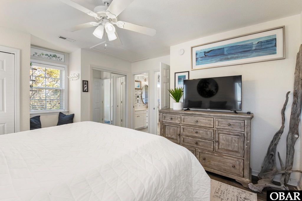 Image 19 of property listing at 3505 Bay Drive Lot 7, Kitty Hawk, NC 27949