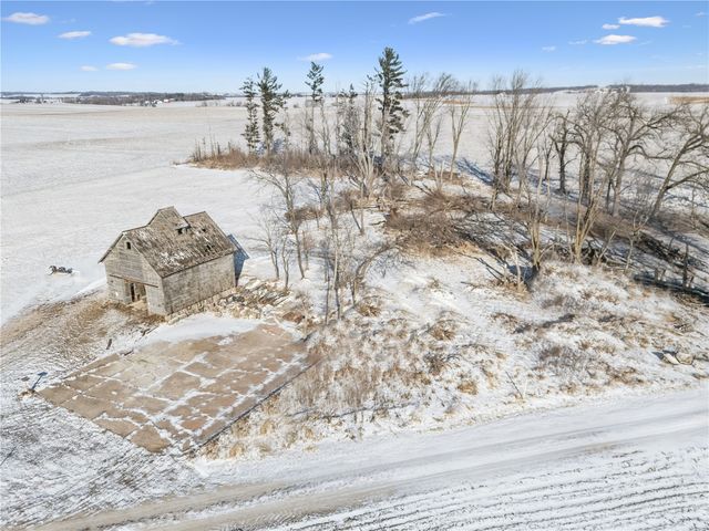 Hokes Way, Mt Vernon, IA 52314