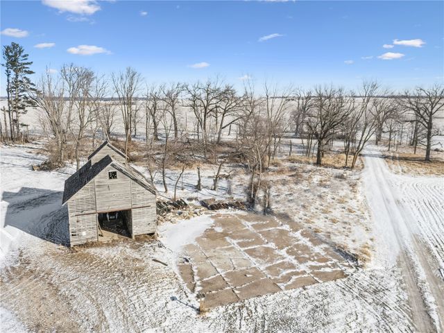 Hokes Way, Mt Vernon, IA 52314