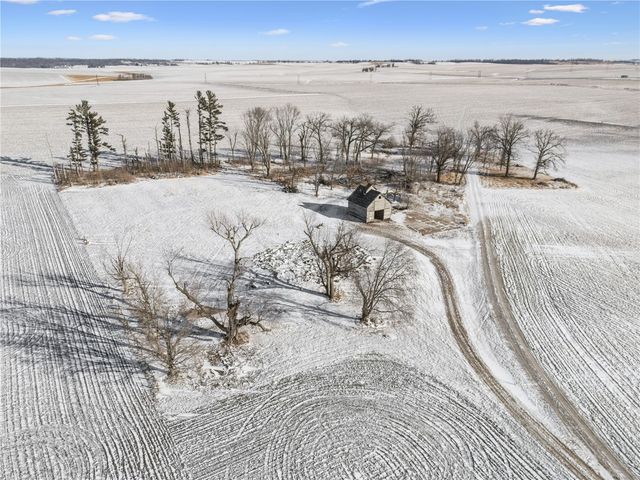 Hokes Way, Mt Vernon, IA 52314