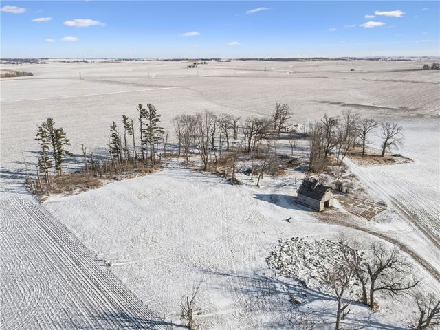 Hokes Way, Mt Vernon, IA 52314