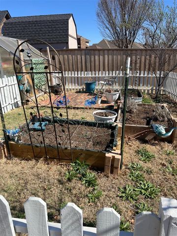 1328 Switchgrass Road, Edmond, OK 73013