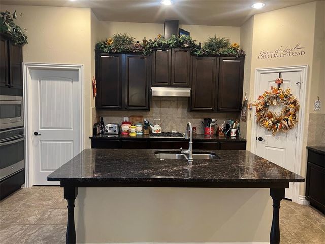 1328 Switchgrass Road, Edmond, OK 73013